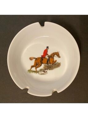 JON ANTON ENGLISH TRINKET DISH ASHTRAY HUNT SCENE WHITE BONE CHINA EQUESTRIAN